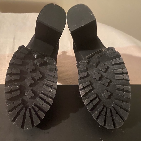 Open Toe Chunky Heel Bootie Size 8 - Picture 8 of 10